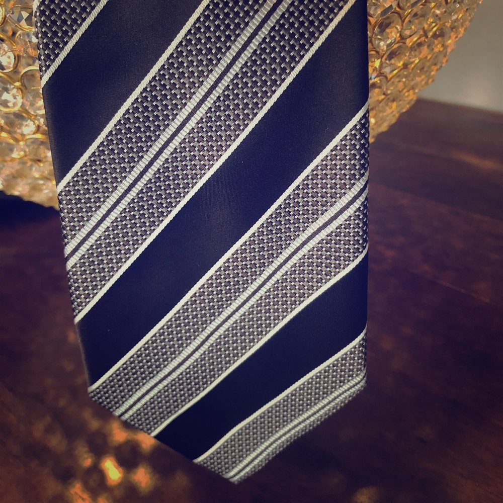 Giorgio Armani 100% Silk Tie